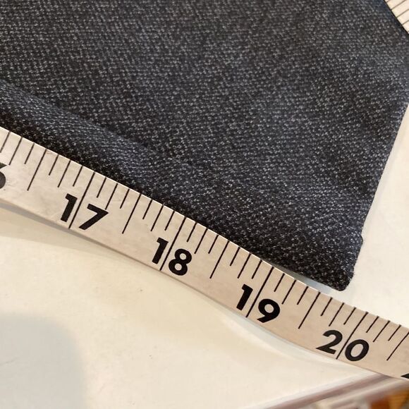 ModCloth stretch capris size 4 - Picture 8 of 8